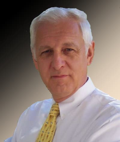 Dr Mark R. Zuccolo
